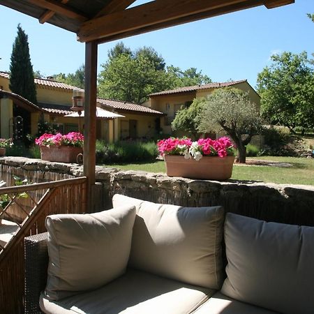 Le Mas Des Pierres Blanches Bed and Breakfast Venasque Esterno foto